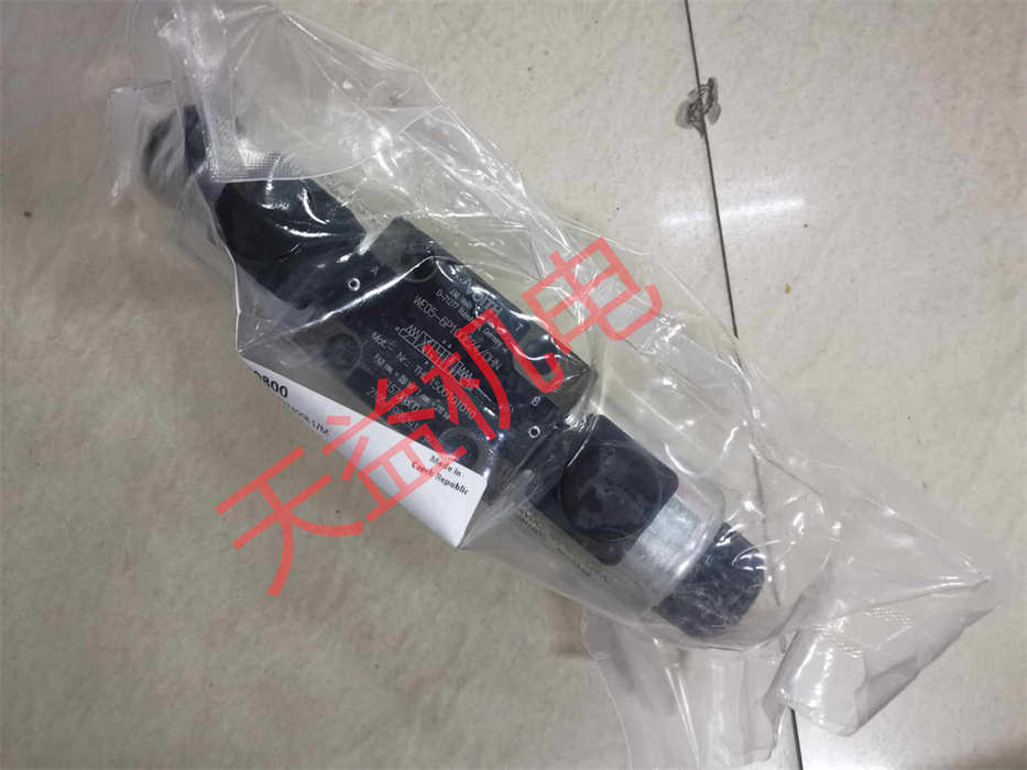 WE05-6P100E24 OHN_副本.jpg