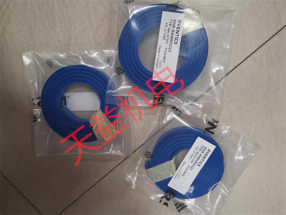 R480960223.jpg