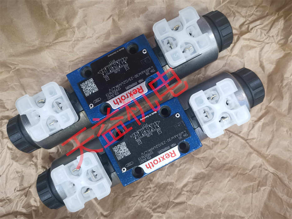 R900902095 4WRA6W30-23 G24N9K4 V 1.jpg