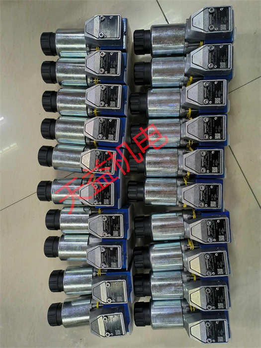 M-3SEW6C38 420MG24N9K4 V 1.jpg